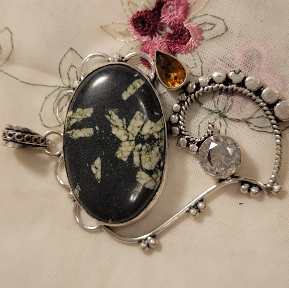 Sale 925 NATURAL STONE NECKLACE w citrine and quarts - Picture 2 of 5